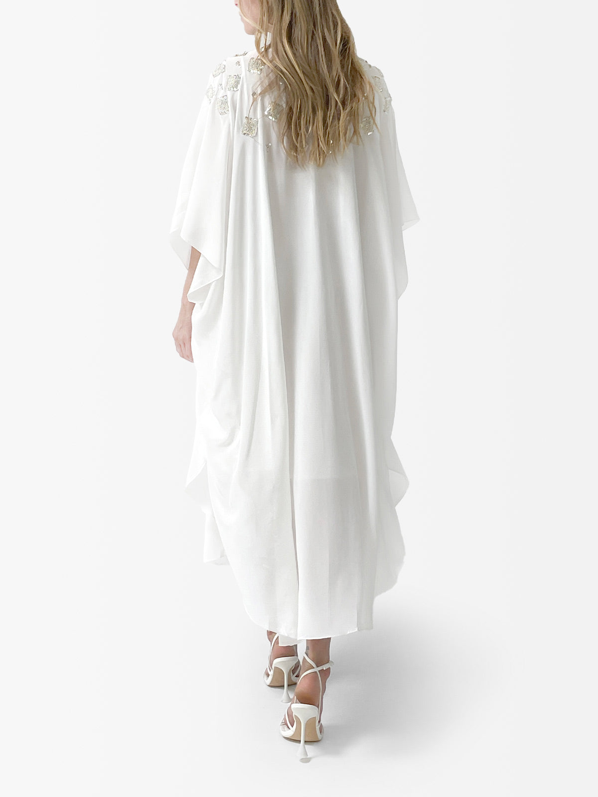 VACANCES Estrella White Evening Caftan Dress back