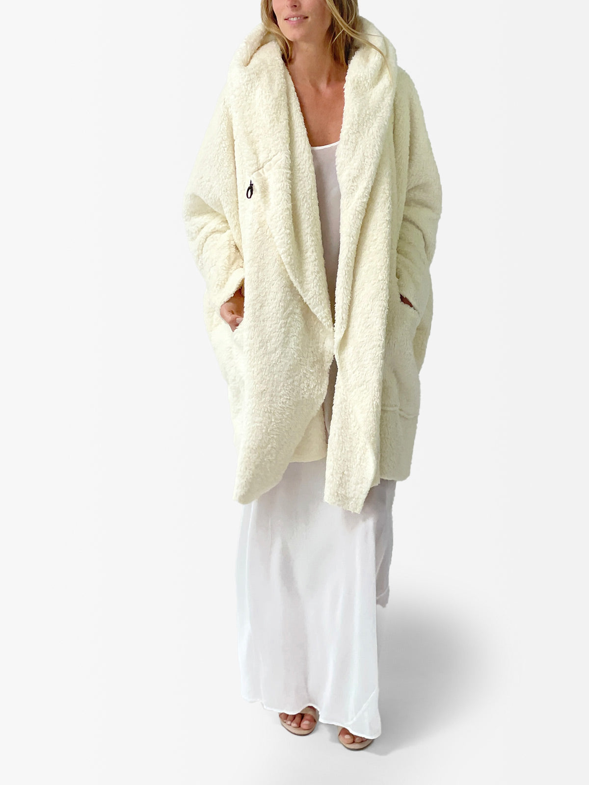 VACANCES Fluffy Ivory Front