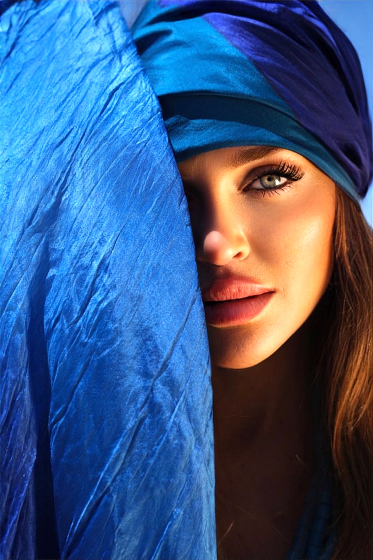 VACANCES Zanna Silk Caftan Moroccan Blue Close